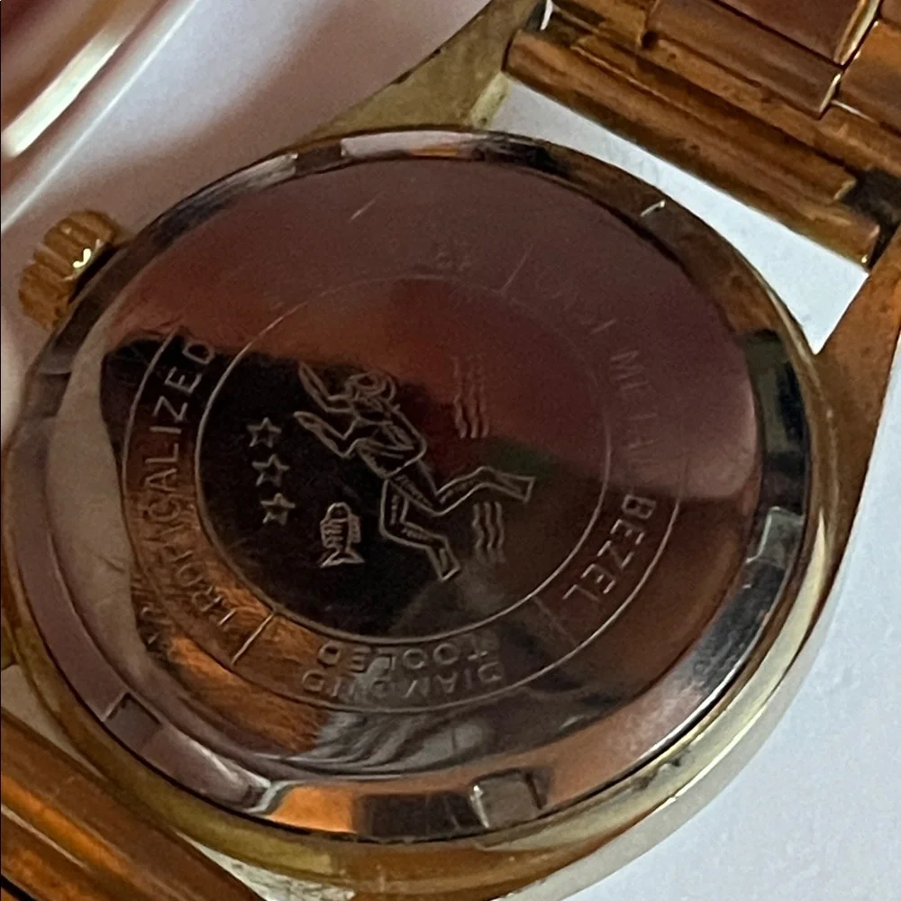 Vintage Gold Jean Cardot 17-jewel mechanical wristwatch